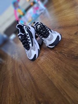 Nike Zoom 2K 