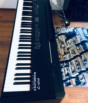 Pianino Roland FP7