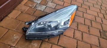 Lampa reflektor lewy Ford Escape xenon kompletny