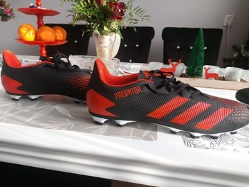 BUTY-KORKI ADIDAS PREDATOR