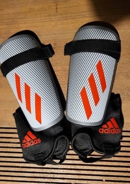 Adidas ochraniacze piłkarskie na goleń rozm. S 