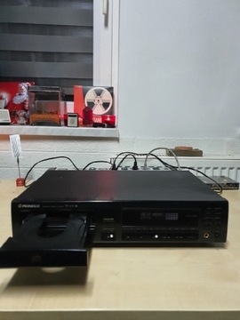 Odtwarzacz CD PIONEER PD103 