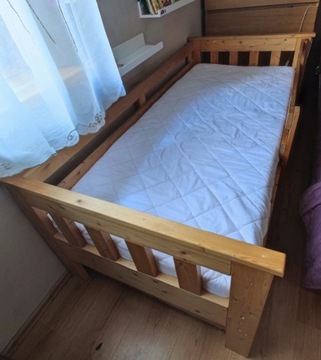 Łóżko dziecięce 160x70 z szufladami i materacem