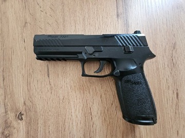 Wiatrówka pistolet Sig Sauer P320 4.5 CO2 GRATISY