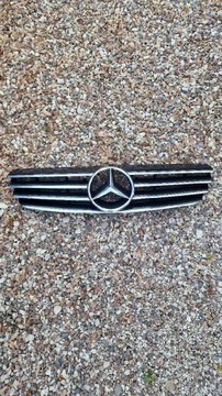 Atrapa Mercedes CLK