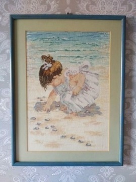 Piękny haftowany obraz Dziewczynka na plaży