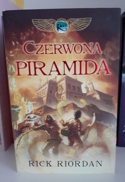 Czerwona  Piramida - Rick Riordan