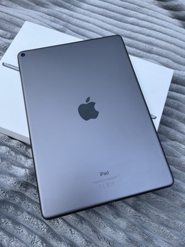 iPad Air 64GB Model A2152 + Apple Pencil 1 gen.