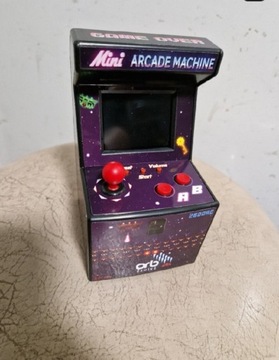 Retro mini arcade machine