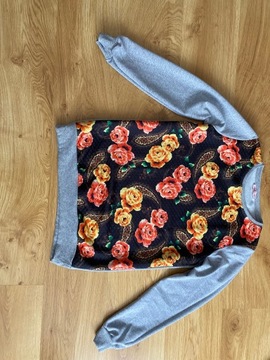 Bluza bawełniana z pięknymi różami, rozmiar M/L