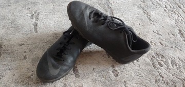Buty sportowe Adidas Boots rozmiar 33