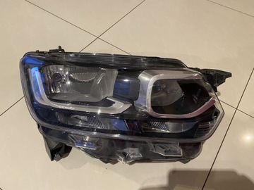 Citroen Berlingo lV lampa prawy przód 