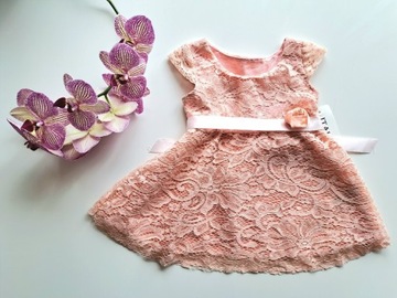Koronkowa sukienka brzoskwiniowa 6 miesięcy 68-74