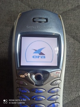 Stary telefon Sony Ericsson t68. 