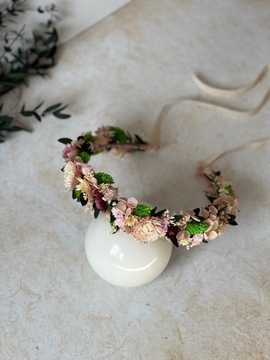 Ślubny wianek na włosy z suszonych kwiatów 