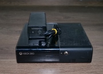 Xbox 360 E + zasilacz