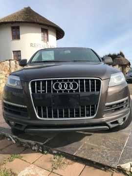 AUDI Q 7 V 6 BĘZYNA 