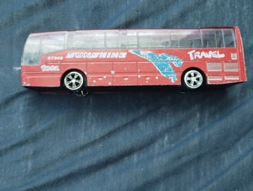 Autobus czerwony 