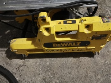 DEWALT DW743N ukośnica i piła stołowa 