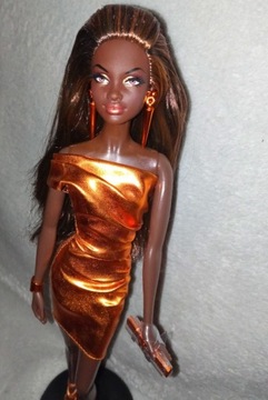 BARBIE LOOK CITY SHINE BRONZE AA 