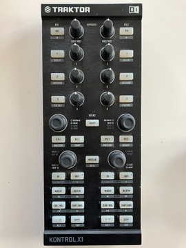 Native Instruments TRAKTOR KONTROL X1