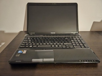 Sprzedam Toshiba Satellite A660 w zestawie !!!