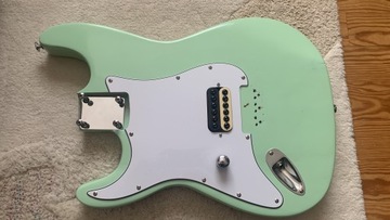 Korpus leworęczny stratocaster hardtail blink-182