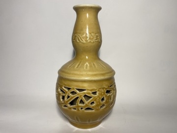 Stary ceramiczny ażurowy wazon PRL sygnatura 18cm