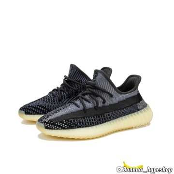 Yeezy 350 v2 Carbon 