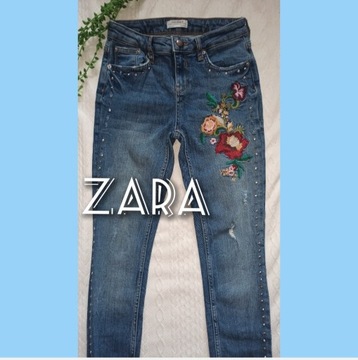 Zara - jeansy z haftem 26