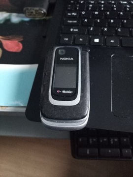 Nokia 6131 z nową bateria 