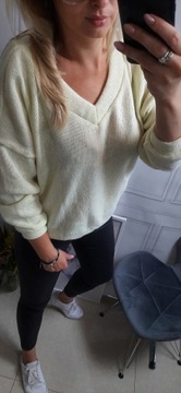 Sweterek Cytrynowy By Me