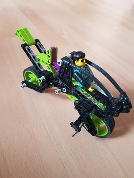 Lego Technic Motor 8305 Figurka Kierowca Motocykl