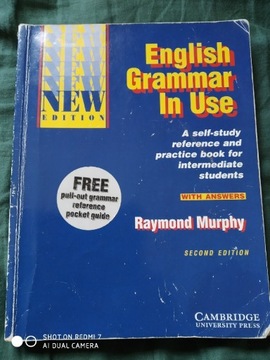 English Grammar in Use. Murphy, second edition.