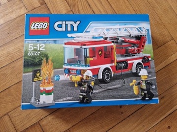 LEGO City 60107 Wóz strażacki z drabina