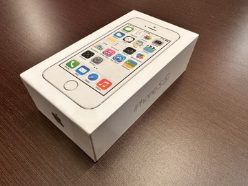 Pudełko z Apple IPhone 5S16GB