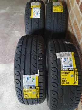 4×Kormoran Ultra HighPerformance 215/55R17 98W(XL)