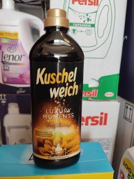 Niemiecki płyn kuschel weich luxury moments 1l koncentrat perfumowany 