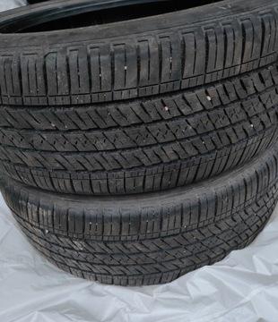 Opona wielosezonowa używana 225/45R19 Bridgestone 