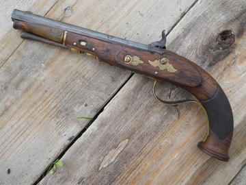 Pistolet kapiszonowy XVIII wiek