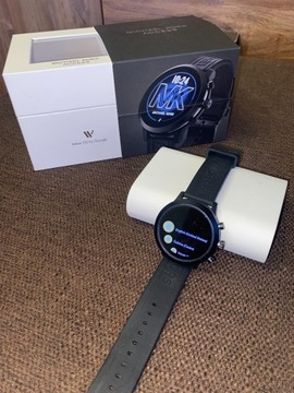 Zegarek smartwatch Michael Kors (MKGO MKT5072)
