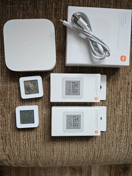 Xiaomi WiFi czujniki temperatury/wilgotnosci + Centralka Smart Home Hub 2.