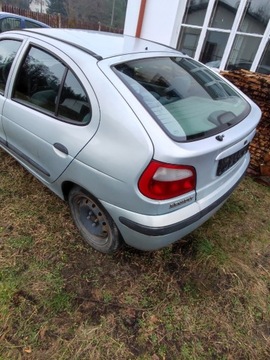 Błotnik ćwiartka tył tylny Renault Megane I HB FL