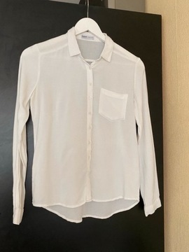 Klasyczna biała koszula z kieszonką szyfonowa