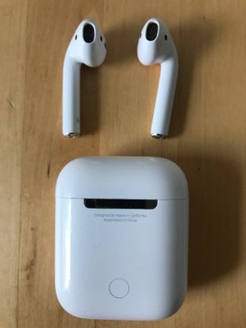 Słuchawki bezprzewodowe douszne Apple AirPods