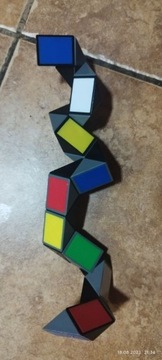 Kostka Rubika Rubix Twist Wąż 