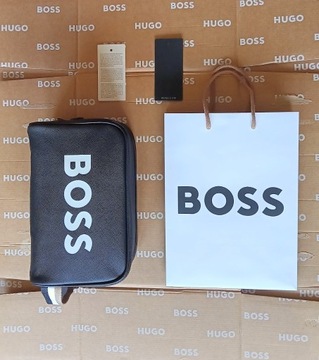 KOSMETYCZKA HUGO BOSS 25 x 16 x 11 cm + TORBA BOSS