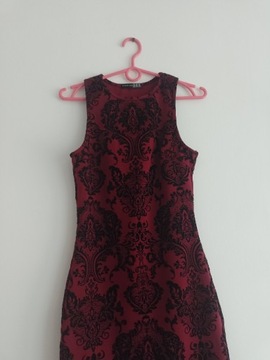 Burgundowa sukienka midi w stylu vintage 