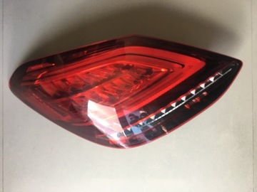 Lampa tył lewa Mercedes C klasa w 205 lift 