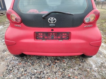 Zderzak tył Toyota Aygo Czerwony 2005-2014